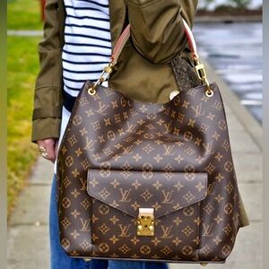 💎LIKE NEW 💎 CELEBRITY LOUIS VUITTON METIS HOBO BAG ANGELINA JOLIE